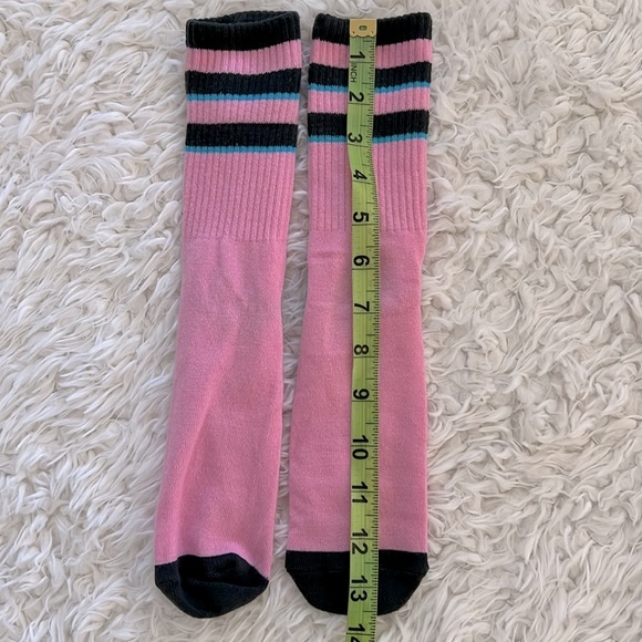 FRIENDS Long Socks - Picture 9 of 9